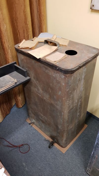 Zbiornik na naftę. Zdjęcie udostępnione przez Pana Grzegorza Dąbrowskiego